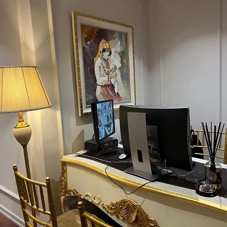 Sol Invictus Boutique Hotel Durres Albania Екстериор снимка
