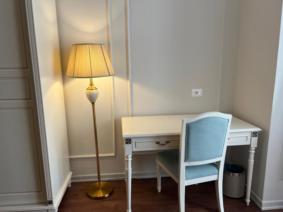 Sol Invictus Boutique Hotel Durres Albania Екстериор снимка