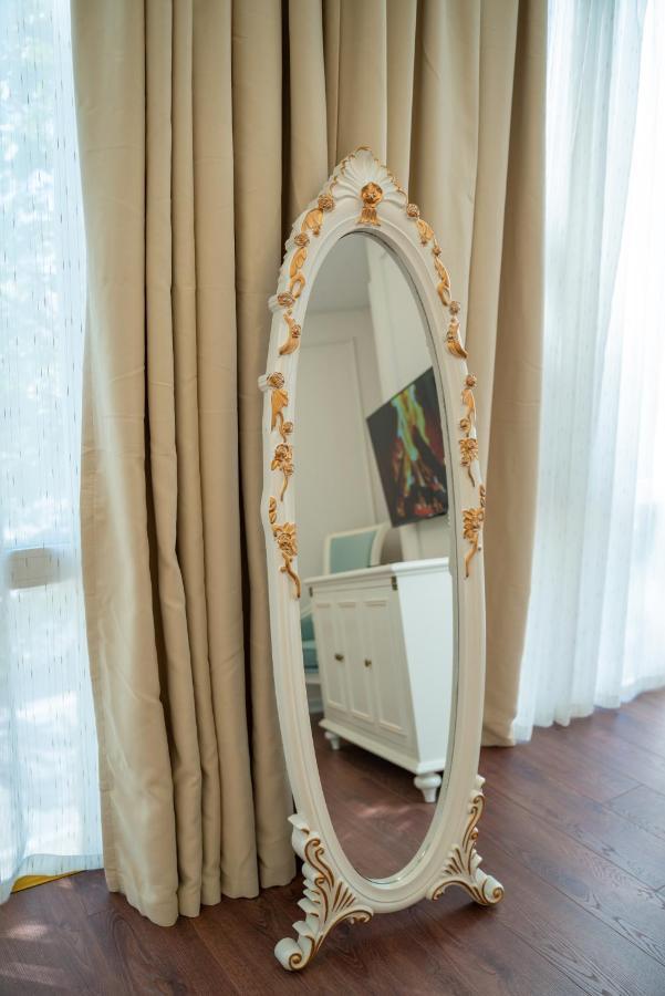 Sol Invictus Boutique Hotel Durres Albania Екстериор снимка