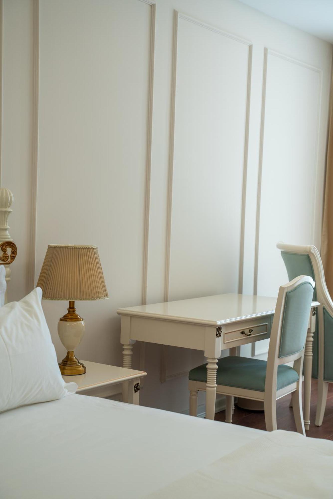 Sol Invictus Boutique Hotel Durres Albania Екстериор снимка